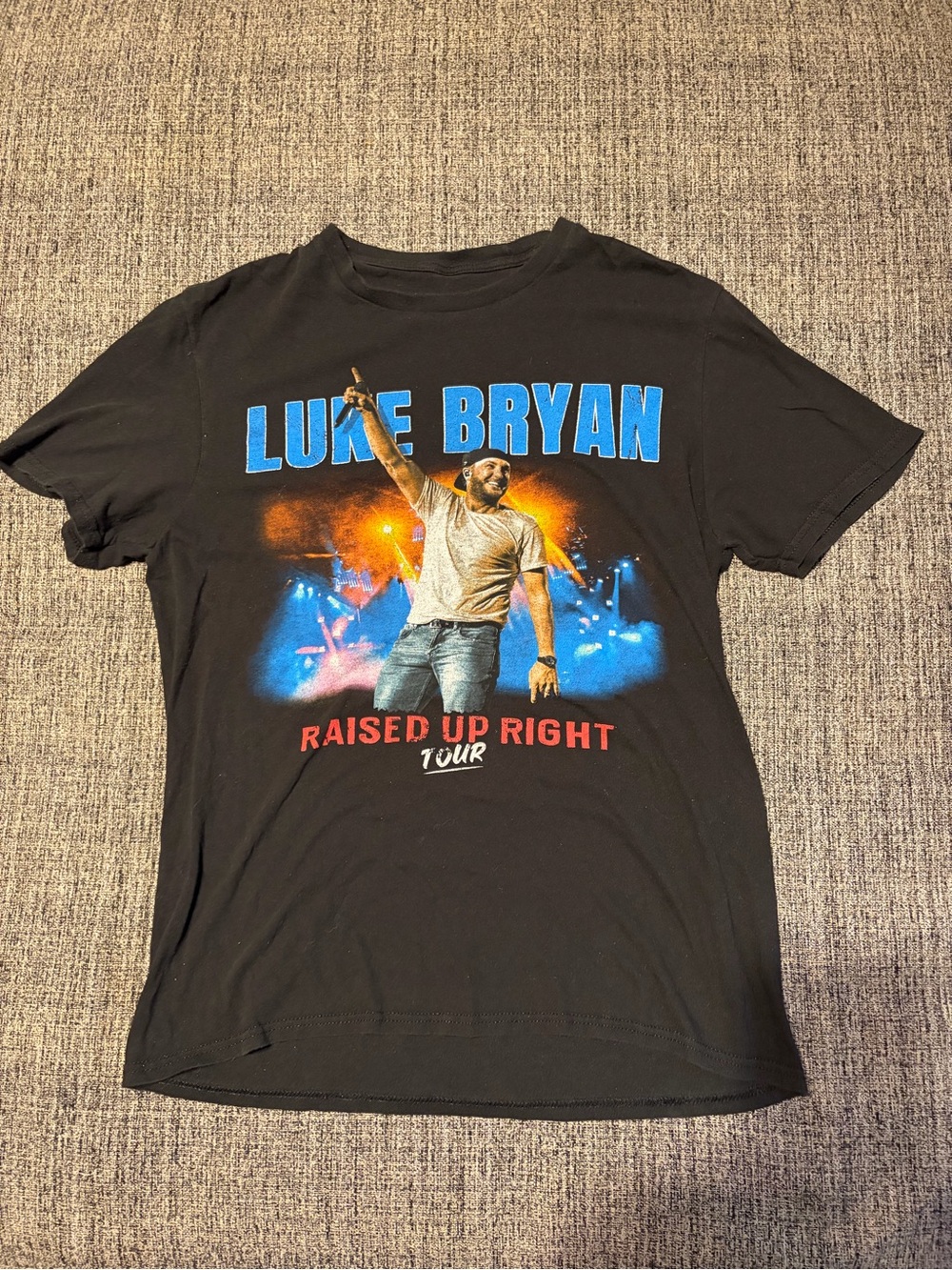Luke Bryan Black Graphic 'Raised Up Right' Tour Tee Medium Country Music